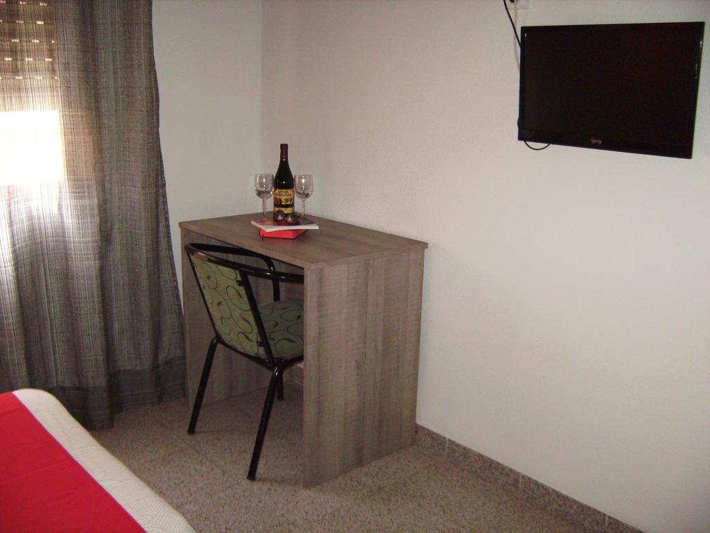 Pension Miami Almazora Room photo